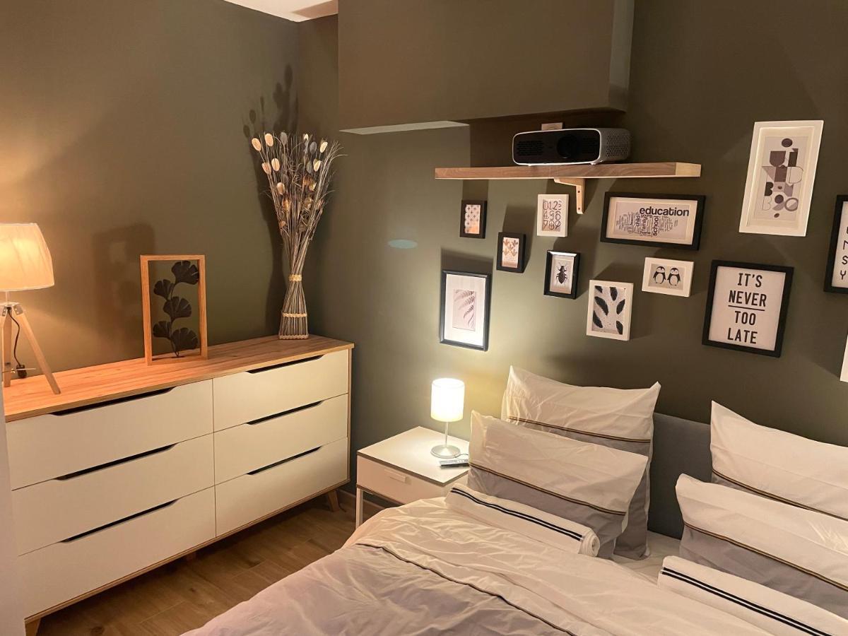 Mille Et Une Nuit, Appartement Classe 3 Etoiles En Rdc Avec Exterieur Et Parking Dole Exteriér fotografie